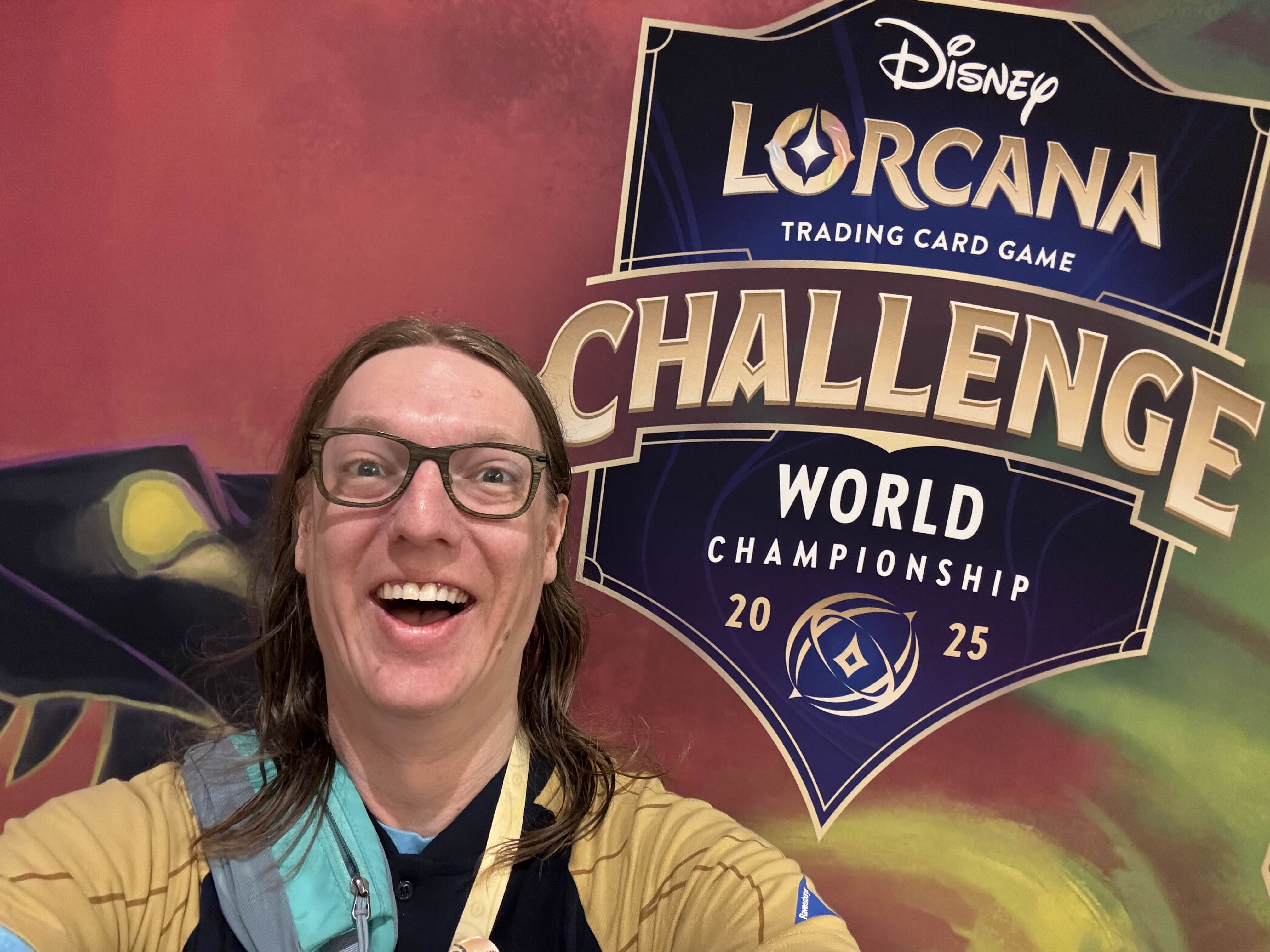 Judge in front the World Championship banner